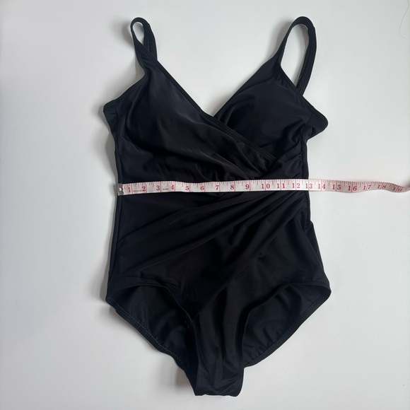 Miraclesuit Oceanus One Piece Swimsuit Black Size 12 - Picture 12 of 16